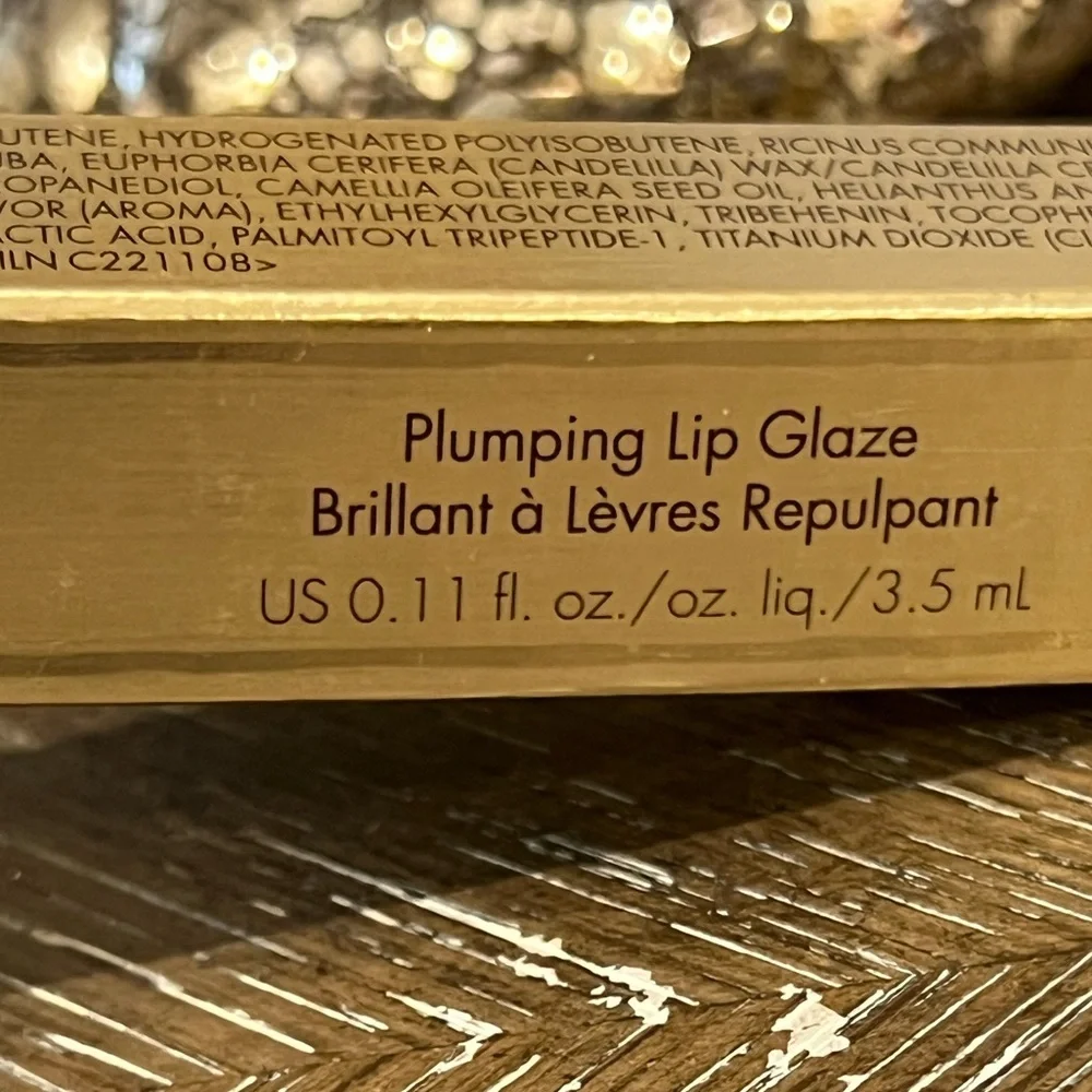 Stila Maple Plumping Lip Glaze Maple- new- never used - Picture 2 of 3